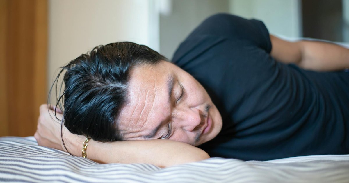 40代 睡眠 筋肉 成長ホルモン